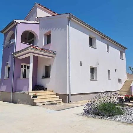 Apartment In 8673 Peroj